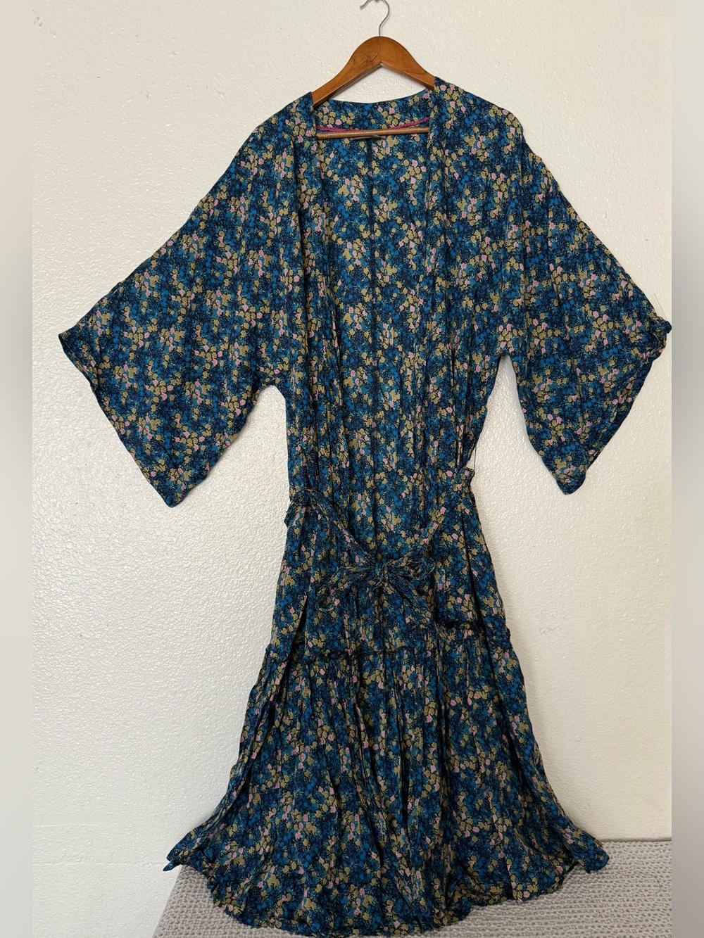 ANTHROPOLOGIE Women’s floral size xs sleep robe modal - Picture 2 of 11